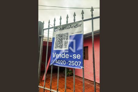 Casa à venda com 107m², 3 quartos e 3 vagasFachada