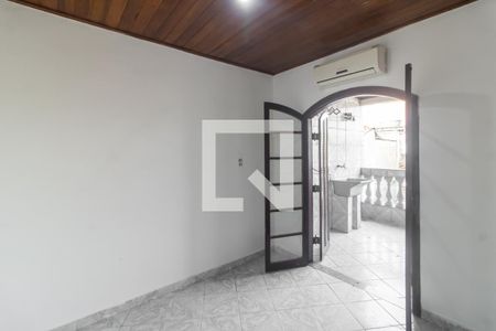 Casa à venda com 80m², 2 quartos e 1 vaga Casa à venda com 80m², 2 quartos e 1 vagaQuarto