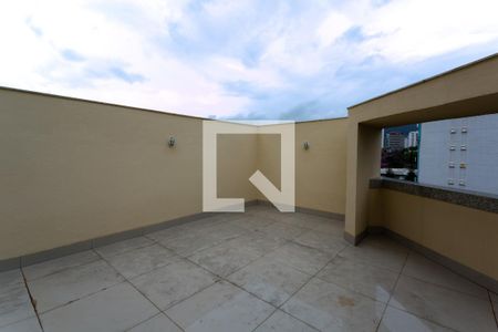 Apartamento à venda com 150m², 2 quartos e 1 vagaCobertura