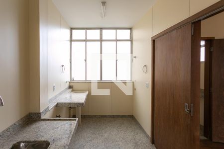 Apartamento à venda com 150m², 2 quartos e 1 vagaCozinha e Área de Serviço