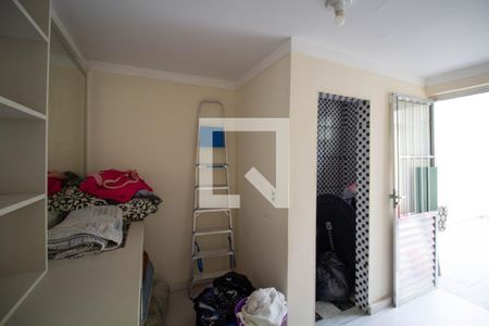 Casa de condomínio à venda com 100m², 3 quartos e 2 vagasSuíte