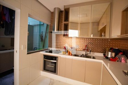 Cozinha de casa de condomínio à venda com 3 quartos, 100m² em Itaquera, São Paulo