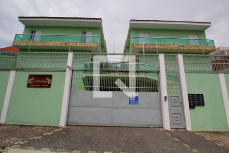 Casa de condomínio à venda com 100m², 3 quartos e 2 vagasFachada