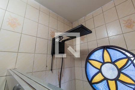 Casa à venda com 104m², 2 quartos e 2 vagas Casa à venda com 104m², 2 quartos e 2 vagasBanheiro Corredor