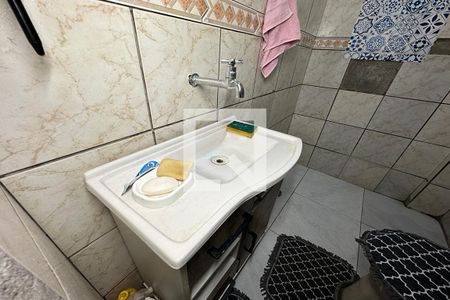 Banheiro  de casa à venda com 4 quartos, 140m² em Scharlau, São Leopoldo