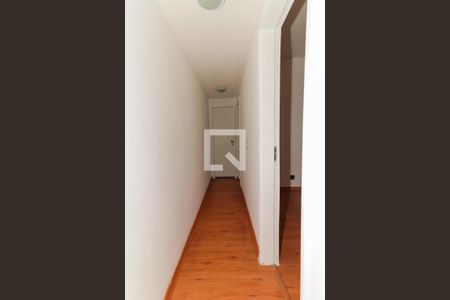 Apartamento à venda com 72m², 2 quartos e sem vaga Apartamento à venda com 72m², 2 quartos e sem vagaCorredor