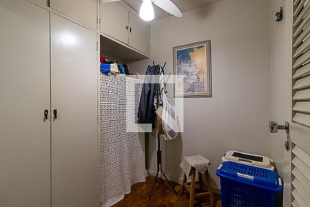 Apartamento à venda com 140m², 3 quartos e 2 vagas Apartamento à venda com 140m², 3 quartos e 2 vagasQuarto