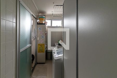 Apartamento à venda com 140m², 3 quartos e 2 vagas Apartamento à venda com 140m², 3 quartos e 2 vagasÁrea de serviço