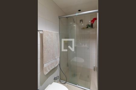 Apartamento à venda com 140m², 3 quartos e 2 vagas Apartamento à venda com 140m², 3 quartos e 2 vagasBanheiro Social