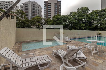 Apartamento à venda com 140m², 3 quartos e 2 vagas Apartamento à venda com 140m², 3 quartos e 2 vagasÁrea comum do prédio