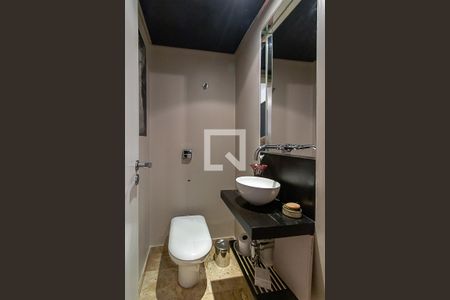 Apartamento à venda com 140m², 3 quartos e 2 vagas Apartamento à venda com 140m², 3 quartos e 2 vagasLavabo