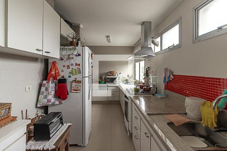 Apartamento à venda com 140m², 3 quartos e 2 vagas Apartamento à venda com 140m², 3 quartos e 2 vagasCozinha