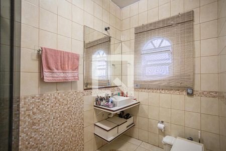 Casa para alugar com 350m², 5 quartos e 6 vagasBanheiro 2