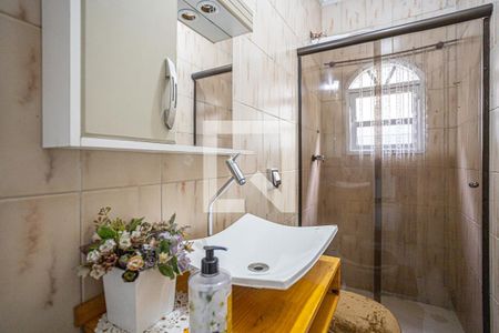 Casa para alugar com 350m², 5 quartos e 6 vagasBanheiro 1