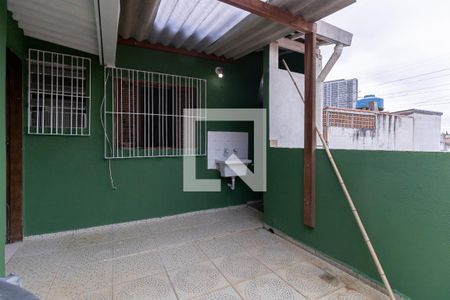 Casa para alugar com 110m², 2 quartos e 1 vagaVaranda