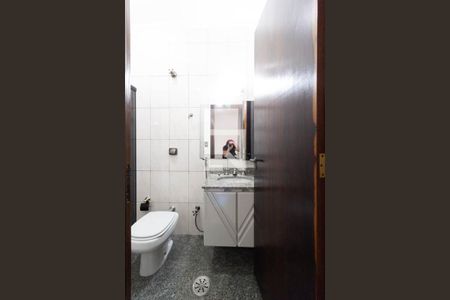 Casa à venda com 146m², 3 quartos e 4 vagas Casa à venda com 146m², 3 quartos e 4 vagasBanheiro Suíte 2