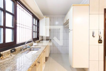 Casa à venda com 146m², 3 quartos e 4 vagas Casa à venda com 146m², 3 quartos e 4 vagasCozinha