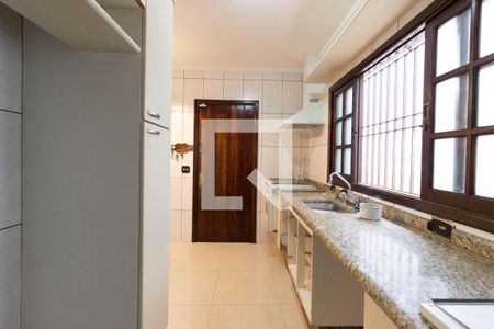Casa à venda com 146m², 3 quartos e 4 vagas Casa à venda com 146m², 3 quartos e 4 vagasCozinha