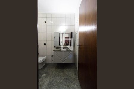 Casa à venda com 146m², 3 quartos e 4 vagas Casa à venda com 146m², 3 quartos e 4 vagasBanheiro Suíte 1