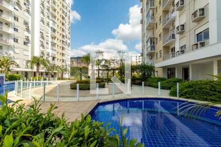 Apartamento à venda com 62m², 2 quartos e 2 vagas Apartamento à venda com 62m², 2 quartos e 2 vagasÁrea comum - Piscina