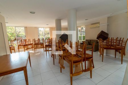 Apartamento à venda com 62m², 2 quartos e 2 vagas Apartamento à venda com 62m², 2 quartos e 2 vagasÁrea comum - Salão de festas