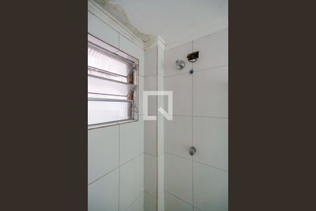 Apartamento para alugar com 60m², 2 quartos e sem vagaBanheiro