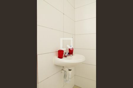 Apartamento para alugar com 57m², 2 quartos e sem vaga Apartamento para alugar com 57m², 2 quartos e sem vagaBanheiro