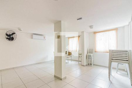 Apartamento à venda com 50m², 2 quartos e 1 vaga Apartamento à venda com 50m², 2 quartos e 1 vagaÁrea comum - Salão de festas