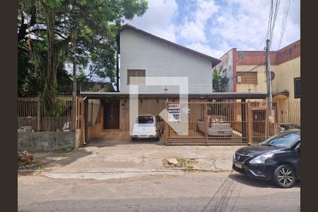 Casa à venda com 100m², 3 quartos e 1 vaga Casa à venda com 100m², 3 quartos e 1 vagaFachada
