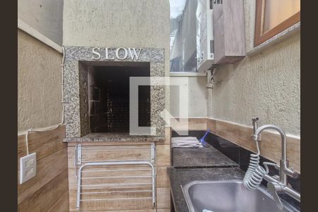 Casa à venda com 100m², 3 quartos e 1 vaga Casa à venda com 100m², 3 quartos e 1 vagaÁrea de Serviço