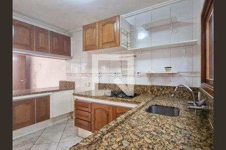 Casa à venda com 100m², 3 quartos e 1 vaga Casa à venda com 100m², 3 quartos e 1 vagaCozinha