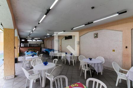 Casa à venda com 486m², 5 quartos e 3 vagasÁrea comum - Salão de festas