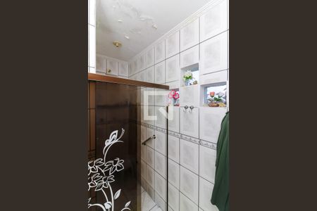 Casa à venda com 486m², 5 quartos e 3 vagasSuíte 1 - Banheiro