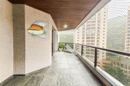 Varanda gourmet de apartamento para alugar com 4 quartos, 276m² em Pitangueiras, Guarujá