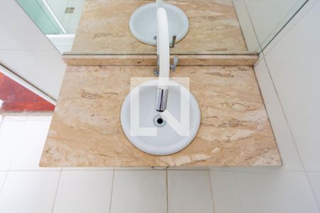 Apartamento para alugar com 100m², 3 quartos e 1 vagaDetalhe - Banheiro