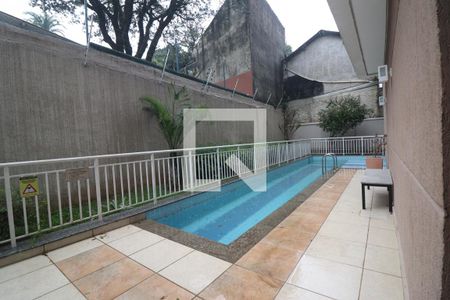 Apartamento à venda com 49m², 2 quartos e 1 vagaPiscina