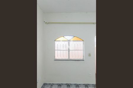 Sala de casa para alugar com 1 quarto, 30m² em Centro, Nilópolis