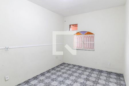 Quarto de casa para alugar com 1 quarto, 30m² em Centro, Nilópolis