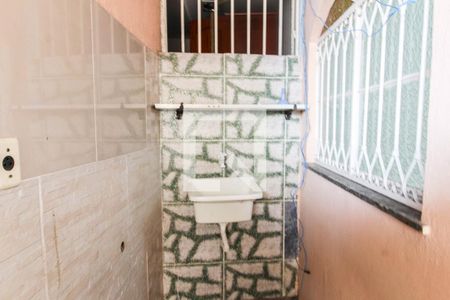 Casa para alugar com 30m², 1 quarto e sem vagaÁrea de Serviço