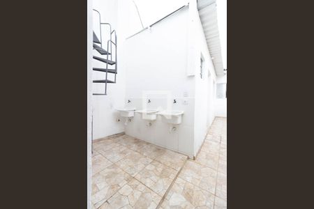 Casa para alugar com 45m², 1 quarto e 1 vagaÁrea de serviço