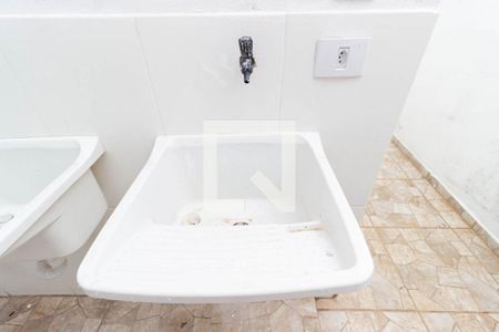 Casa para alugar com 45m², 1 quarto e 1 vagaÁrea de serviço