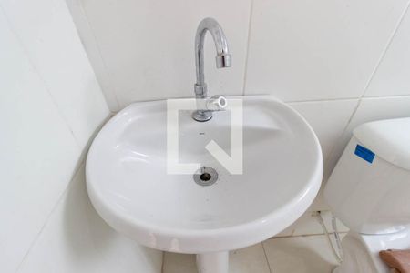 Banheiro de casa para alugar com 1 quarto, 45m² em Vila Maria Alta, São Paulo