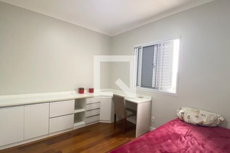 Apartamento à venda com 70m², 3 quartos e 1 vagaQuarto 2