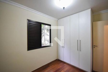 Apartamento à venda com 70m², 3 quartos e 1 vagaQuarto 2