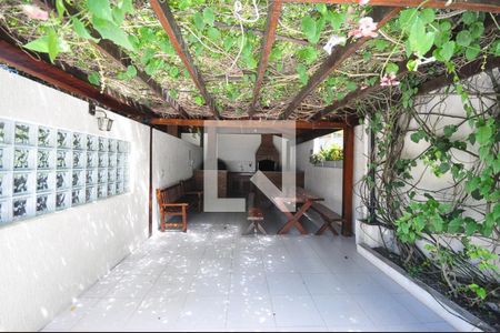 Apartamento à venda com 70m², 3 quartos e 1 vagaChurrasqueira