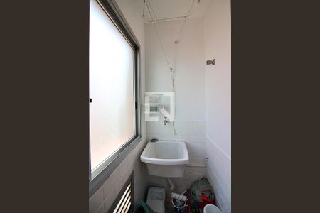 Apartamento para alugar com 63m², 2 quartos e 1 vagaÁrea de Serviço