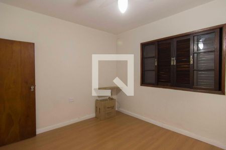 Quarto de casa para alugar com 2 quartos, 232m² em Piqueri, São Paulo
