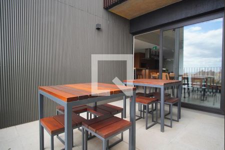 Apartamento à venda com 111m², 2 quartos e 1 vagaÁrea  comum 