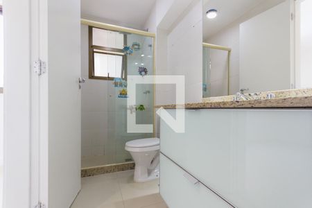 Apartamento para alugar com 117m², 3 quartos e 2 vagas Apartamento para alugar com 117m², 3 quartos e 2 vagasBanheiro das Suítes 2 e 3