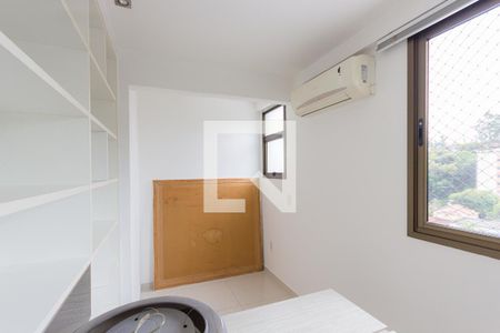 Apartamento para alugar com 117m², 3 quartos e 2 vagas Apartamento para alugar com 117m², 3 quartos e 2 vagasQuarto de Serviço - Escritório